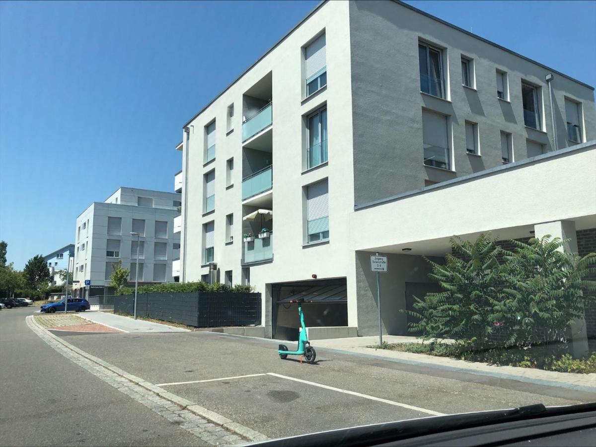 Moderne Alpenblick Apartment Friedrichshafen Dış mekan fotoğraf